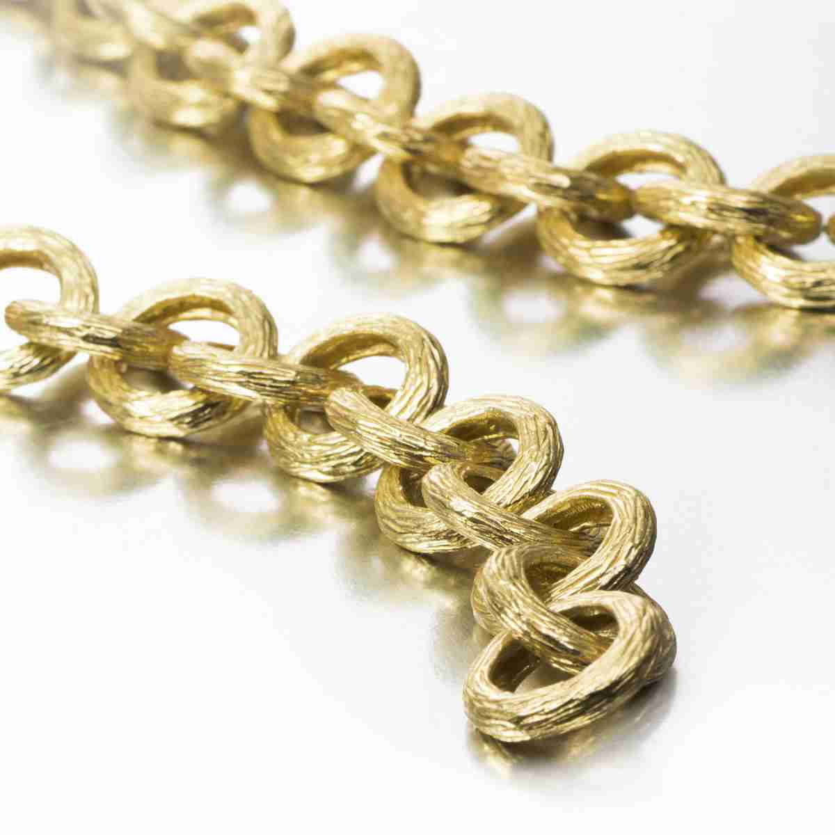 Collar de eslabones de plata con baño de oro 18k