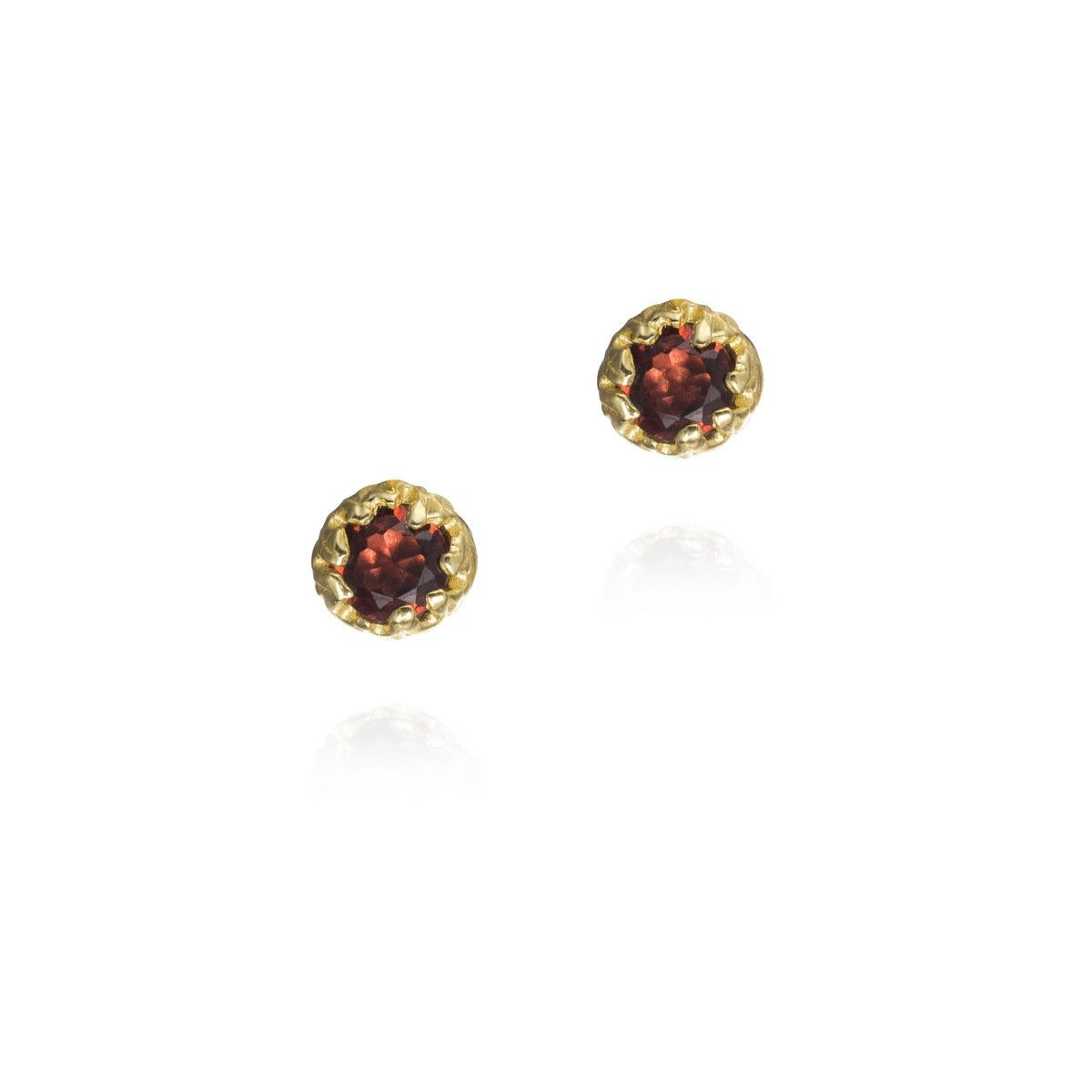 Pendientes de botón Granate de plata con baño de oro 18k