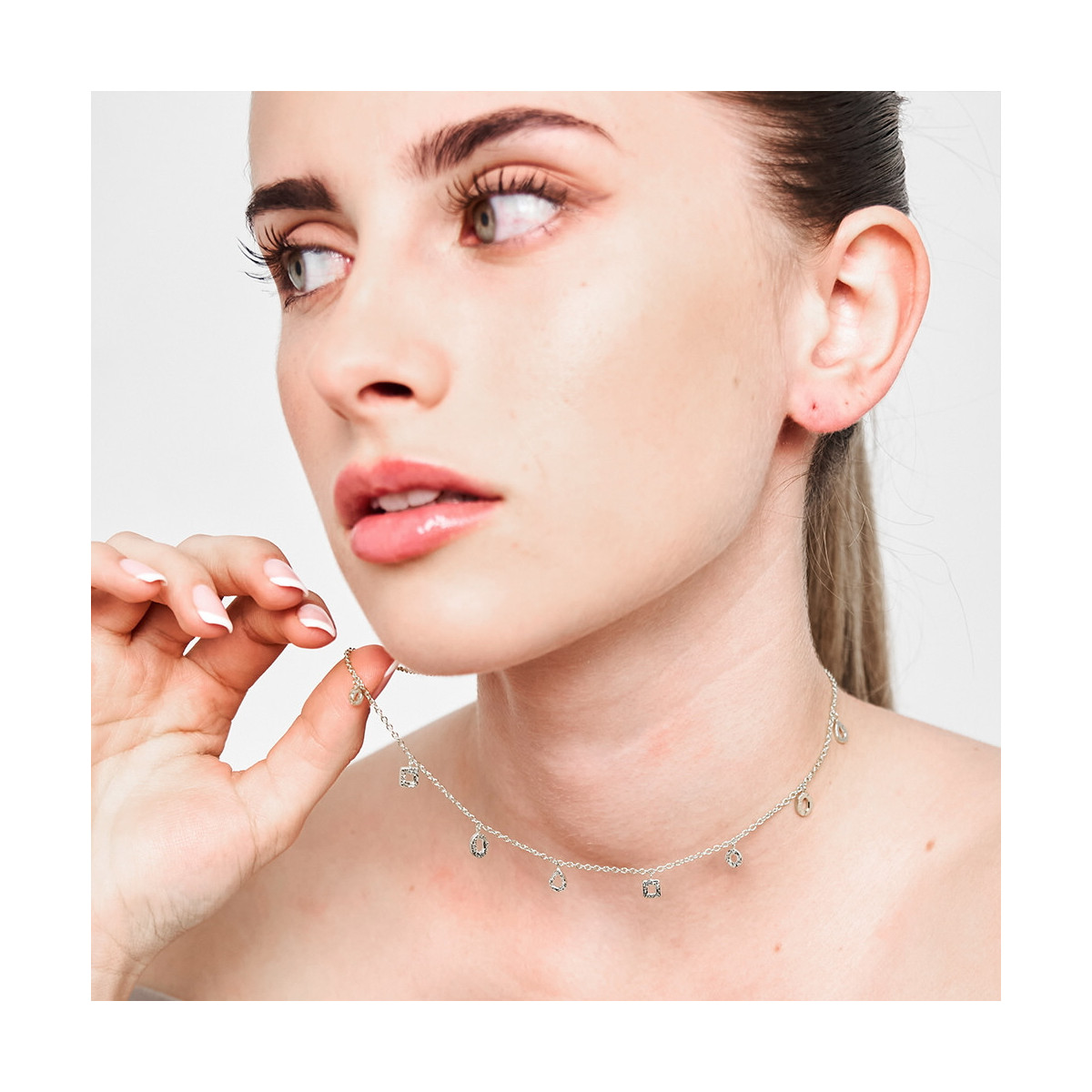 Collar geométrico en plata de ley 925