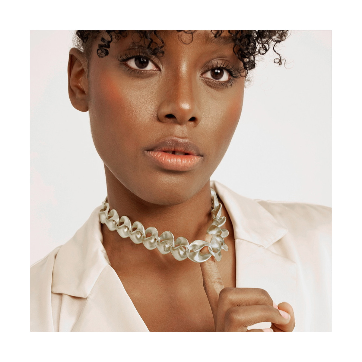Collar LOVE de Plata