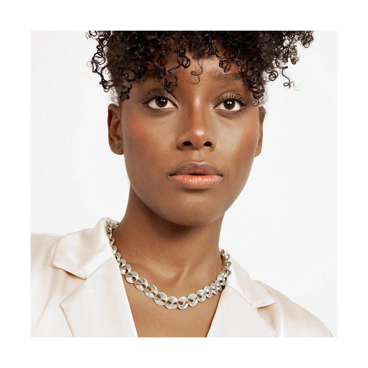 Collar LOVE de Plata.