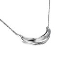 Collar con diseño ondulado en plata de ley 925