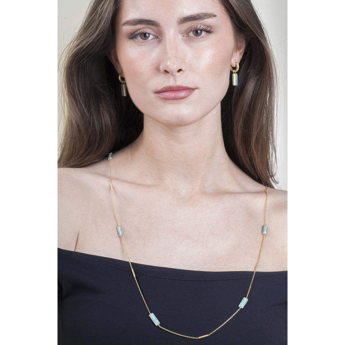 Collar largo con amazonita en plata de ley bañada en oro 18k