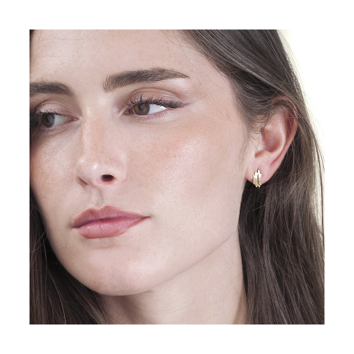 Pendientes con baño de oro 18k motivo irregular