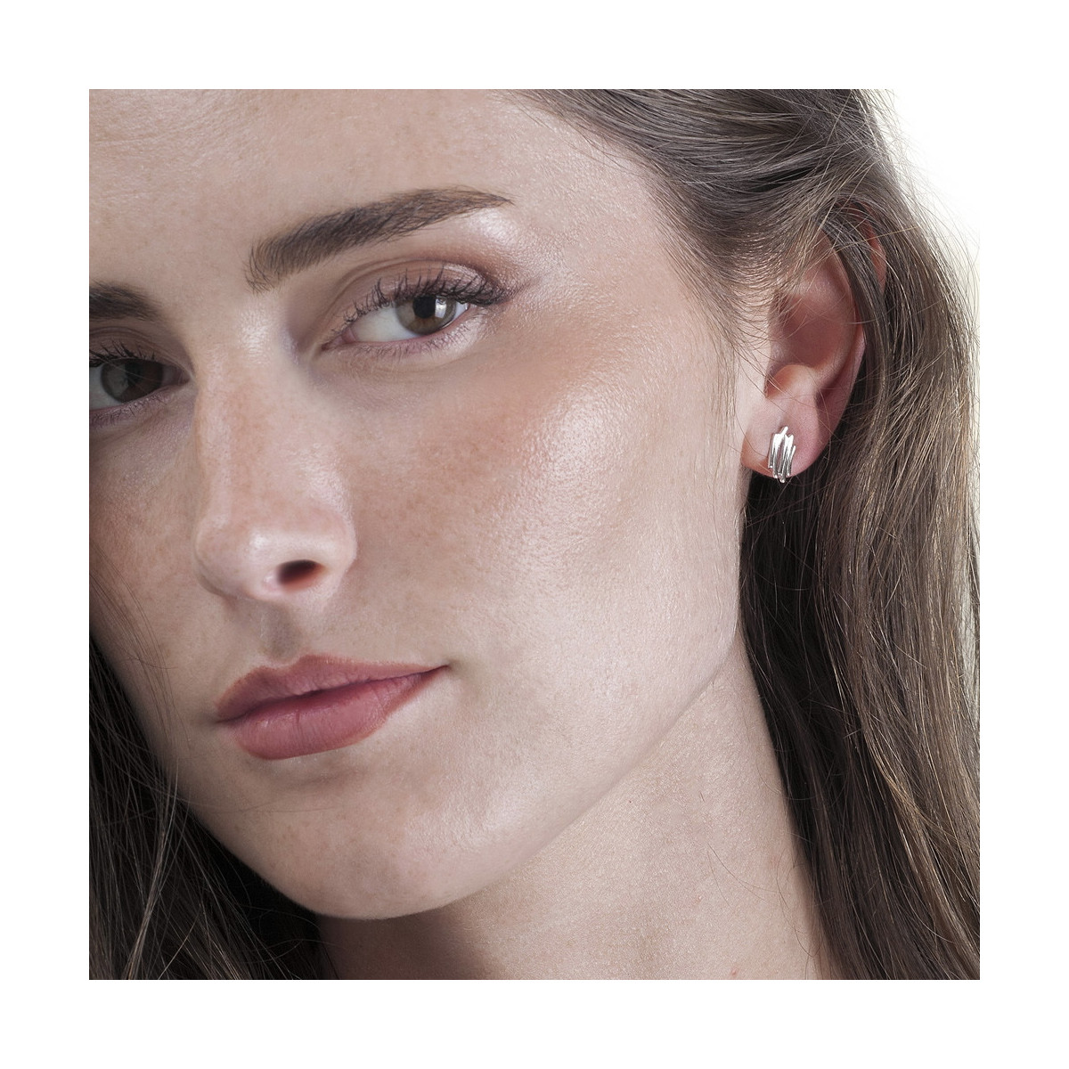 Irregular motif earrings in sterling silver 925