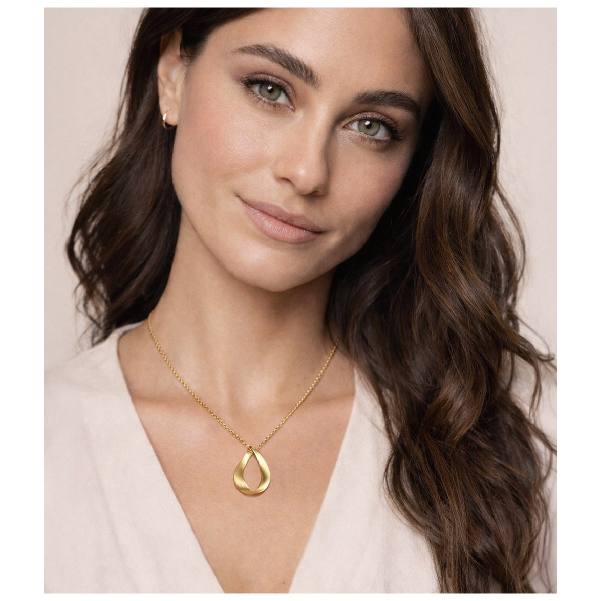 Inverted V design pendant in 18k gold vermeil sterling silver