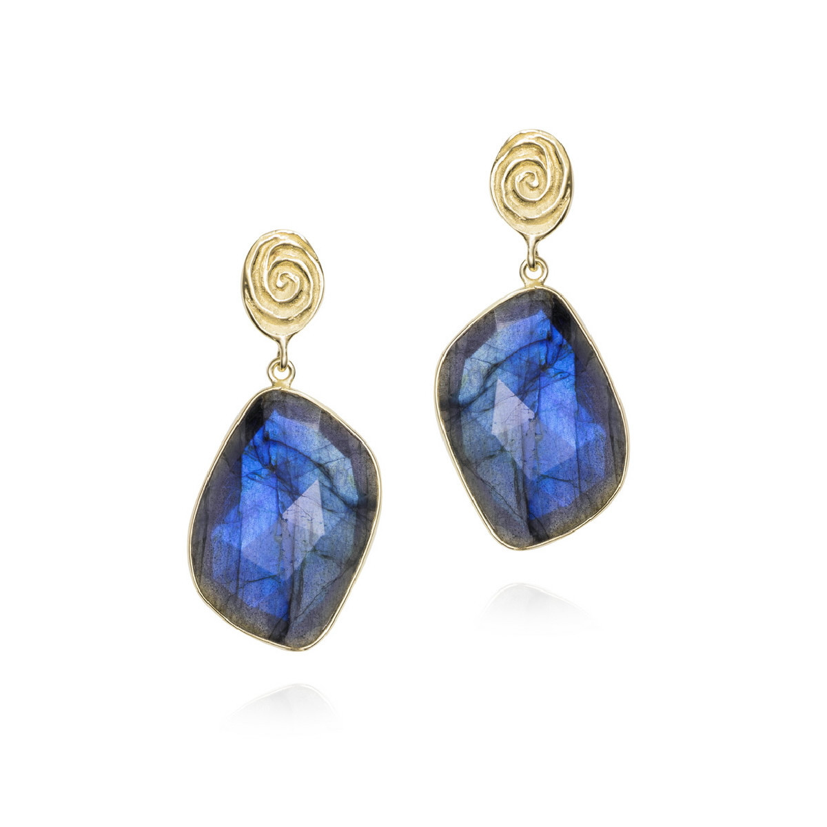 Pendientes con labradorita y detalle orgánico en plata de ley con baño de oro de 18k
