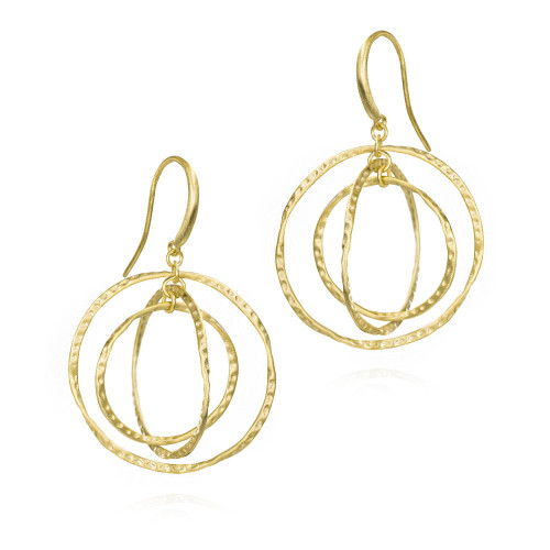Hook earrings with interlinked hoops in sterling silver with 18k gold vermeil
