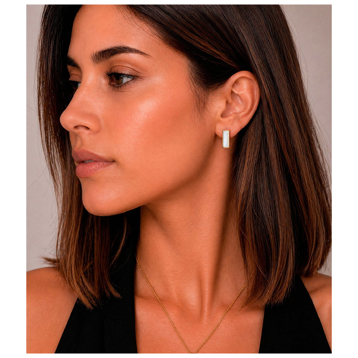 Geometric earring with natural rainbow moonstone in sterling silver with 18k gold vermeil