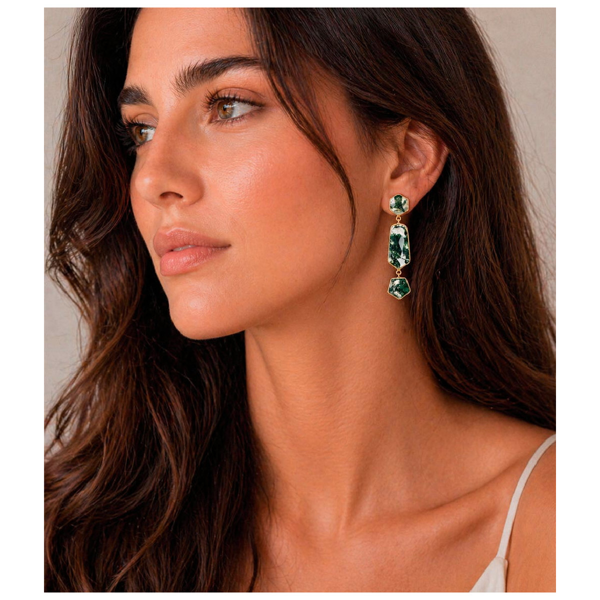 Pendientes largos geométricos de ágata musgo de plata con baño de oro 18k