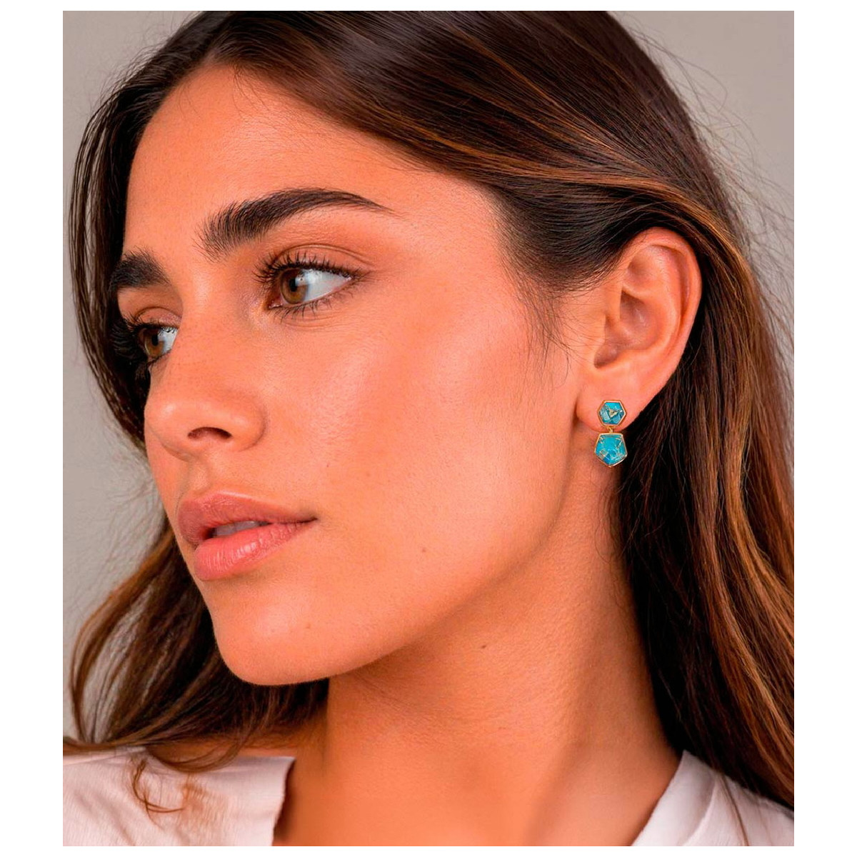 Pendientes geométricos de turquesa de plata con baño de oro 18k