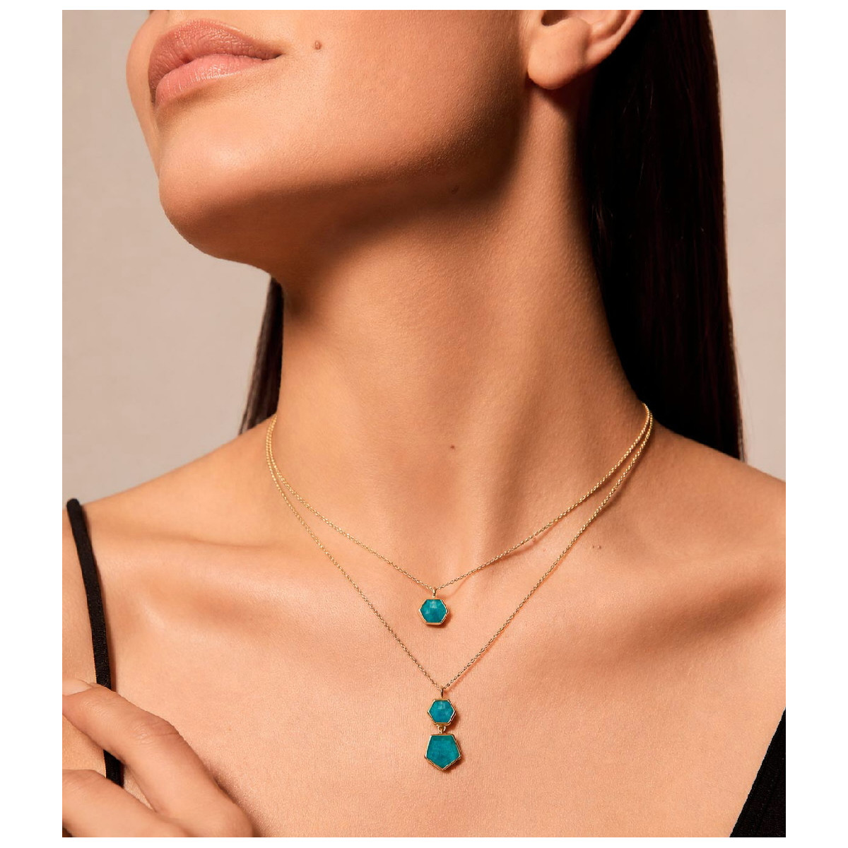 Colgante con apatita geométrica de plata con baño de oro 18k
